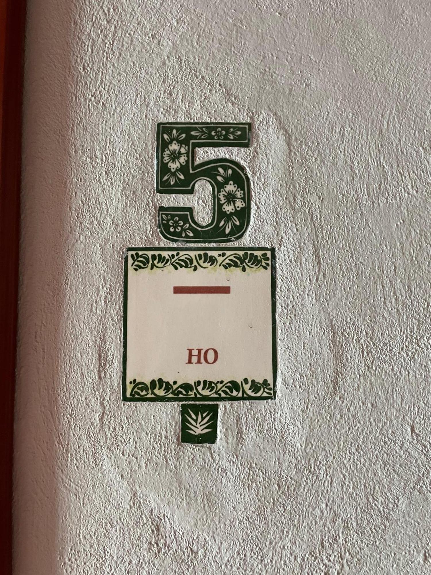 Hostal Poquito A Poquito Вальядолид Экстерьер фото