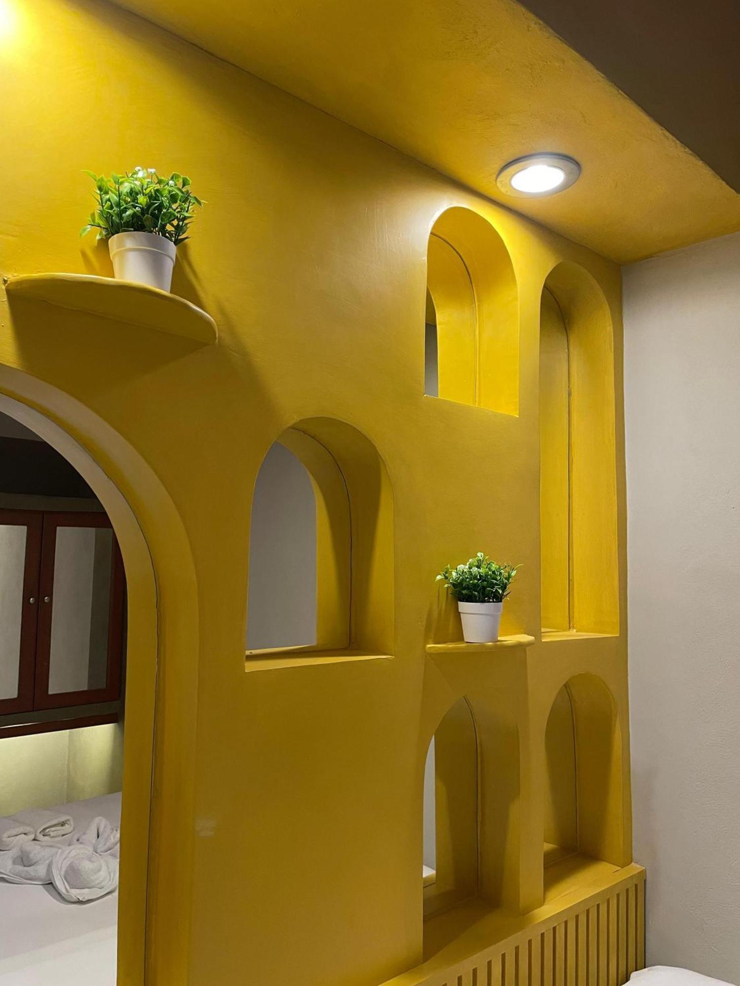 Hostal Poquito A Poquito Вальядолид Экстерьер фото